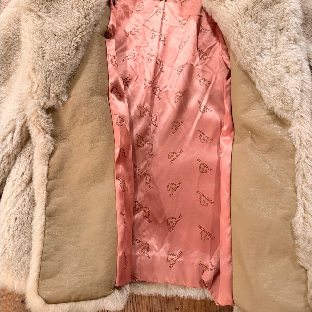 Jordache Cream women Faux Fur Coat. VINTAGE! - Picture 2 of 5